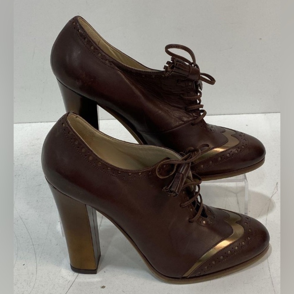 Brown Leather Wingtip Heel Oxford with Gold Accent